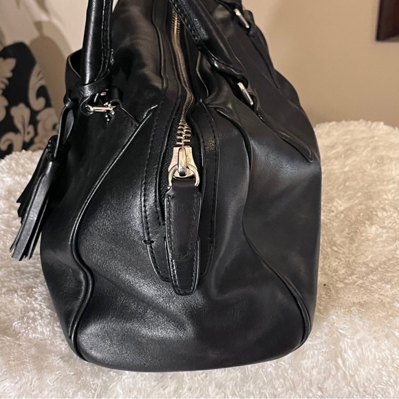 Coach - Picture 8 of 8